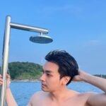 Oabnithi Wiwattanawarang Instagram - ก่อนจบปีนี้ 💙