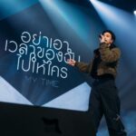 Oabnithi Wiwattanawarang Instagram - 22/10/2023 ถือว่าเป็นอีกหนึ่งวันที่โอบมีความสุขมากๆ ได้ขึ้น Stage แรกในนาม “OABNITHI” ซึ่งเป็นวันที่โอบรอคอยมาตลอดหลังจากที่ได้เริ่มทำเพลง โอบมีความฝันที่โอบอยากจะขึ้นไปยืนมองทุกคนร้องเพลงของโอบไปพร้อมๆกัน แล้ววันนี้โอบได้เห็นภาพนั้นด้วยตาของตัวเองแล้ว อยากขอบคุณทุกคนที่มาช่วยซัพพอตกันนะครับ ไม่ว่าจะเป็นแฟนคลับของโอบหรือว่าแฟนคลับศิลปินท่านอื่น แต่ในเมื่อคุณเข้ามาใน Stage ของโอบแล้ว ถือว่าเรามาสนุกและมีความสุขไปด้วยกัน หวังว่าเสียงของโอบจะทำให้พวกคุณมีความสุขนะครับ ขอบคุณที่ส่งมอบพลังงานดีๆที่มีให้กันตลอดโชว์นะครับ ไว้พบกันใหม่โอกาสหน้า ลัฟยู 💙 #OCTOPOP2023 . . 📸 @oong_tp