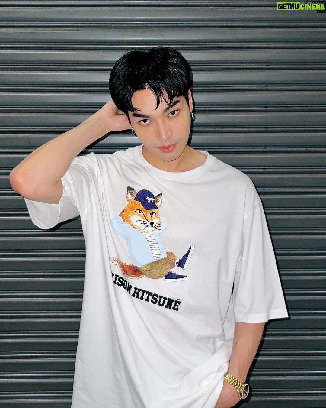 Oabnithi Wiwattanawarang Instagram - เรื่องมีอยู่ว่า 🤫 #CHRISTIANLOUBOUTIN