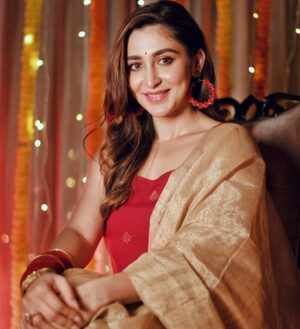 Oindrila Sen Instagram - Festival of light that celebrates the triumph of good over evil 🪔✨

#happydiwali