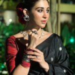 Oindrila Sen Instagram - অষ্টমীর সাজ 🌹