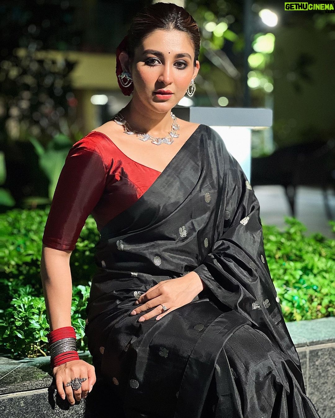 Oindrila Sen - 93.4K Likes - অষ্টমীর সাজ 🌹