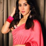 Oindrila Sen Instagram - It’s a Gulabi feeling 💕💕