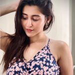 Oindrila Sen Instagram - On a Friday mood !!! 📸 @ushasi_b