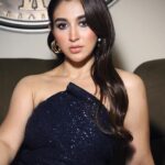 Oindrila Sen Instagram - Stop & stare 😉