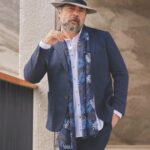 Oktay Kaynarca Instagram - İlkbahardan yaza uzanan daha güzel günlere .. @kigiligiyim