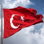 Oktay Kaynarca Instagram – Kahraman şehitlerimize Allahtan rahmet,ailelerine sabırlar diliyorum. Milletimizin başı sağolsun ….