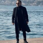 Oktay Kaynarca Instagram – Bir yer bulalım Dünya’dan uzak Derya’ya yakın… Chachabalik
