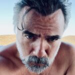 Oktay Kaynarca Instagram - Şşşşt! Aklıma gelmişken unutmadan…! HER AĞACIN KURDU KENDİNDENDİR!