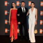 Oktay Kaynarca Instagram - Gıyabınızda @pelinakil @ebruozkan__ bütün ekip arkadaşlarımı kutluyorum, elinize sağlık , gurur duydum hepinizle….🙏