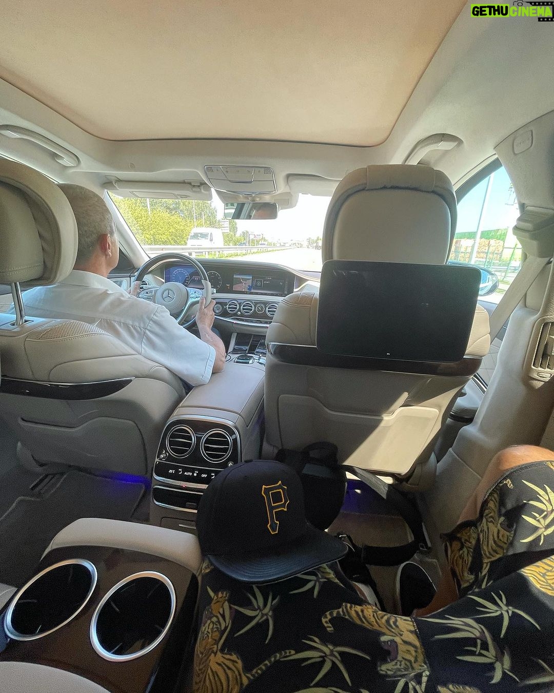 Oleksii Potapenko Instagram - Це все вже було….колись 🇺🇦😉 Kyiv, Ukraine