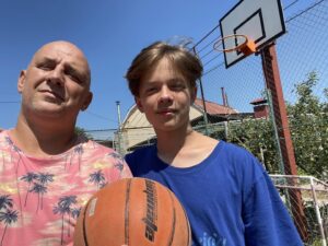 Oleksii Potapenko Instagram - 15 років! Син! Люблю тебе ! Тільки вперед і в гору ! Happy Birthday Son! @potapchiq