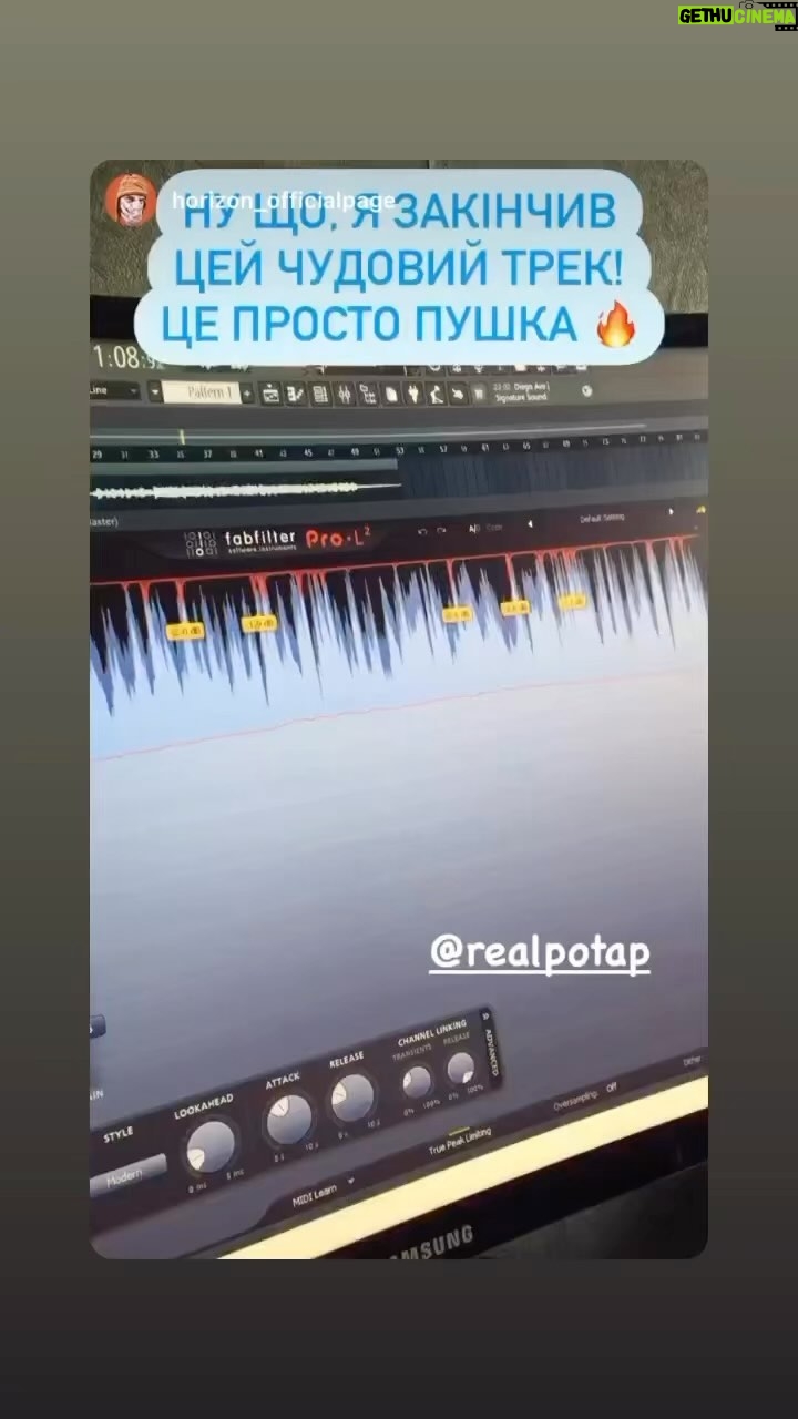 Oleksii Potapenko Instagram - Добрий вечір🙏🏻 Ми написали з @horizon_officialpage він музику я слова, випускаємо? #надобранічукраїно