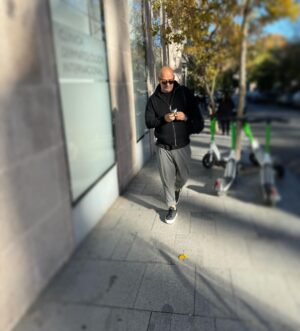 Oleksii Potapenko Instagram - Madrid, the royal city! The capital. Here are located headquarters of many companies,offices, business centers, the best restaurants, and incredible museums. A year ago, I performed here on stage with a paralyzed face, unable to sing or speak, but I didn’t give up. I took a donation box and went into the audience, right among the people! At least I’m an artist! pantomime and experience came in handy. I managed to raise 10 thousand euros in just 5 minutes, and these funds were donated to the Armed Forces of Ukraine. I was deeply impressed by the Ukrainians who wanted to help: they donate not 5, but 50 and 100 euros, or even 200 euros. The atmosphere during the concert also amazed me! It was wonderful! Powerful! Fun! Later, I understood why Ukrainians living in Spain value these important things. They truly treasure every moment, dedicate time to themselves and to what really matters to them.
For every Ukrainian, there is nothing more important than Peace and Victory!

People of Spain are open and empathetic who easily connect with others. They help and love foreigners a lot. It’s incredible how much good they have done for Ukrainians and Ukraine. We sincerely thank them for that! I have come to understand the people of the Iberian Peninsula better, and now I happily communicate and work with these wonderful individuals - professionals and partners! Mi Hermanos! 

There are many victories ahead of us! 🇪🇸🇺🇦🙏🏻