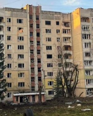 Oleksii Potapenko Instagram - When you’re abroad, everyone asks you: “So how is it in Ukraine? Is the war over? We have no news here!” I have to explain to everyone that not only has the war not ended, but it continues and both military personnel and civilians are dying.

I want everyone, friends, partners, and those who think the war is over, to see this because today at home it is like this:

The staff of the Air Forces of the Armed Forces of Ukraine reported an attack by Russian UAVs and missiles. The spokesperson for the Air Forces, Yuri Ignat, announced in a telethon that the occupiers launched almost all types of missiles on the territory of Ukraine in the morning, except for “calibers.”

According to him, the Russian Federation used “Kinzhals,” ballistic missiles, S-300s, cruise missiles, UAVs, X-22 or X-32. Additionally, around 18 strategic bombers launched X-101/X-505.

The Prosecutor General of Ukraine, Andriy Kostin, announced that as of 12:15, 16 deaths and 97 injuries are known from the enemy’s massive attack on Ukraine.

#Ukraine #WarContinues #PrayForUkraine #NoWar #PeacefulSolutions

Коли ви перебуваєте за кордоном, всі запитують: “Як справи в Україні? Війна закінчилася? У нас немає новин!” Мені доводиться пояснювати кожному, що війна не тільки не закінчилася, але триває, і гинуть як військові, так і мирні громадяни.

Я хочу, щоб це побачили всі - друзі, партнери і ті, хто думає, що війна закінчилася, тому що сьогодні вдома так:

Штаб Повітряних сил Збройних Сил України повідомив про атаку російських безпілотників і ракет. Речник Повітряних сил Юрій Ігнат на телемарафоні повідомив, що окупанти вранці запустили майже всі види ракет на територію України, крім “калібрів”.

За його словами, Російська Федерація використала “Кинжали”, балістичні ракети, С-300, крилаті ракети, безпілотники, Х-22 або Х-32. Також було запущено близько 18 стратегічних бомбардувальників Х-101 / Х-505.

Головний прокурор України Андрій Костін повідомив, що на 12:15 відомо про 16 загиблих та 97 поранених