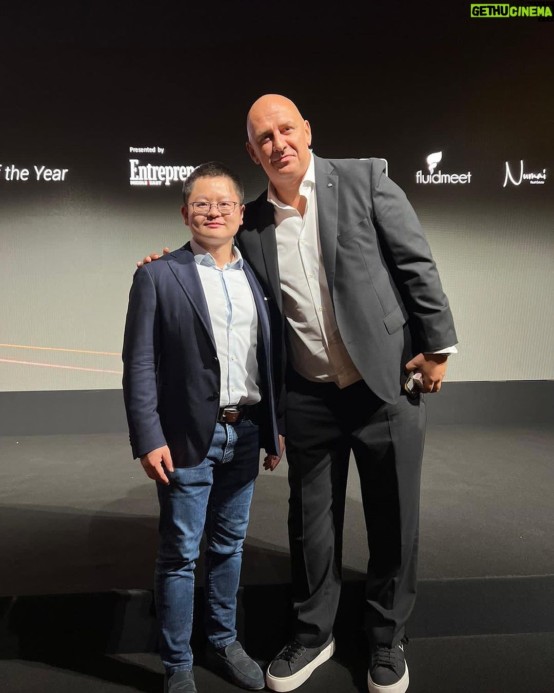 Oleksii Potapenko Instagram - 🌟 Congratulations to my dear friend, Sheeraz @sheeraz , for being recognized as the Entrepreneur of the Year in Dubai by the prestigious @entmagazineme! 🎉 It’s a great honor to see his outstanding achievements in the media and entertainment industry acknowledged on an international level. As a fellow entrepreneur and proud Ukrainian, I am dedicated to developing several projects that benefit our country and the global entertainment sector. 🌍💼 In addition to our work in the entertainment industry, my team and I are actively engaged in the IT field. It was a pleasure to meet Bill Q an extraordinary individual and entrepreneur who shares our passion for innovation. 👍 As a producer, my goal is to unite Ukrainians working in different countries, share our experiences, and build strong teams. We are determined to attract partners who are eager to collaborate with Ukraine and our exceptional professionals. 🇺🇦 Let’s create a thriving network of talented individuals and take Ukrainian expertise to new heights! 💪💼 #EntrepreneurOfTheYear #ProudUkrainian #InternationalSuccess #Innovation #Partnerships #Teamwork. 🌟 Вітаю мого дорогого друга, Шираза @sheeraz, з визнанням Підприємцем року в Дубаї престижним @entmagazineme! 🎉 Для мене велика честь бачити його видатні досягнення в медіа та індустрії розваг визнаними на міжнародному рівні. Як колега-підприємець і гордий українець, я відданий роботі над кількома проектами, які приносять користь нашій країні та світовому сектору шоу-бізнесу. 🌍💼 Окрім роботи в Интертейнмеет індустрії, ми з командою активно займаємося IT-сферою. Було приємно познайомитися з Біллом Кью, незвичайною людиною та підприємцем, який поділяє нашу пристрасть до інновацій. 👍 Як продюсер, я ставлю за мету об’єднати українців, які працюють у різних країнах, поділитися досвідом, створити сильні команди. Ми сповнені рішучості залучати партнерів, які прагнуть співпрацювати з Україною, і наших виняткових професіоналів. 🇺🇦 Давайте створимо процвітаючу мережу талановитих людей і виведемо український досвід на нові висоти! 💪💼 #ПідприємецьРоку #ГордийУкраїнець #МіжнароднийУспіх #Інновація #Партнерство #Команднаробота
