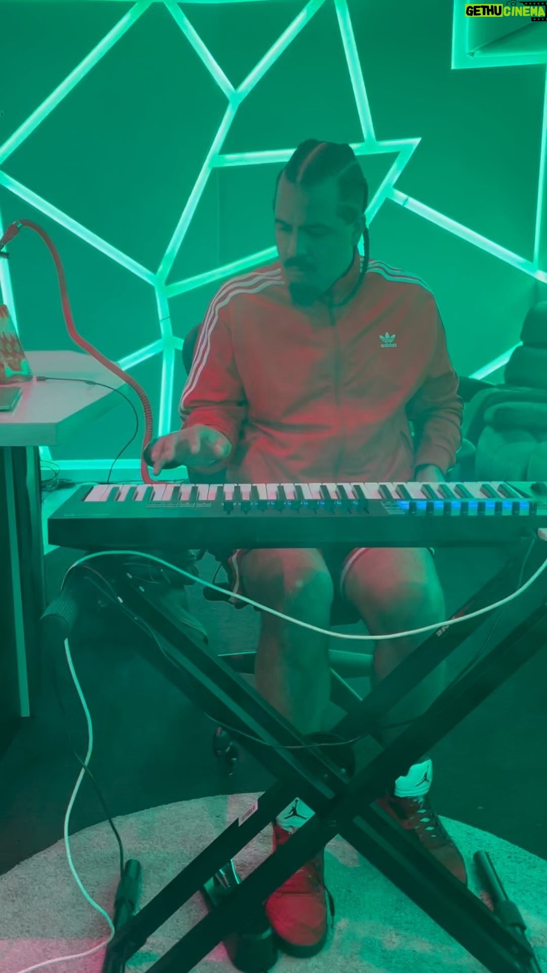 Oleksii Potapenko Instagram - Love this guy @maffio , together with @kamenskux weโve created aaaaaaaaa โThat Song!โ Thatโs how you will be reacting when it will be heard ๐ thanks @rebel11studios ๐ฉ๐ด๐บ๐ฆ๐๐ป