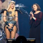 Olia Poliakova Instagram - Дуже дякую всьому керівництву благодійного фонду, проєкту «Дитинство без війни» @childhoodwithoutwar.ua , в тому числі Наталії Вікторівні Масло, за довіру та нашу співпрацю вже понад рік! Дякую всім, хто підтримує нас своїми донатами! Ми разом робимо важливу справу та попереду ще багато роботи, тож закликаю кожного приєднуватись! За час існування проекту ми тимчасово вивезли до Туреччини близько 3000 дітей з дитячих будинків та дитячих будинків сімейного типу, які знаходились в окупованих і на прифронтових територіях. А також дякую Богдану Матвійчуку, генеральному директору Директората соціальної підтримки населення Міністерства соціальної політики України за особисту відзнаку благодійної діяльності! #ОляПолякова #ДитинствоБезВійни #childhoodwithoutwar Kyiv, Ukraine