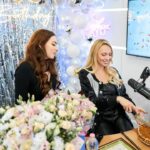 Olia Poliakova Instagram - Дорогенькі мої, вчора я вперше відсвяткувала свій День народження у ролі радіоведучої Lux FM @radioluxfm! Дякую всім слухачам, глядачам, гостям, які завітали сьогодні до мене. Дякую Lux FM @radioluxfm за підтримку важливої мети - збору коштів для 53 бригади медичної роти. За декілька годин ранкового ефіру разом нам вдалося зібрати 50 000 грн, але збір ми не закриваємо, тому що це дуже необхідно! Приєднуйтеся, донатьте, вітайте мене, посилання на банку залишила в шапці профілю. А серед тих, хто задонатить я розіграю 5 квитків meet&greet на свій концерт у Києві, 26 жовтня, з доступом за лаштунки. Разом до Перемоги! 💙💛 #ОляПолякова