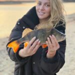 Olia Poliakova Instagram - Дорогенькі мої , хочу з вами поговорити про відпочинок та самопочуття! На початку місяця я захворіла , вірус, звичайно в мене це з дні, і я ок, та не в цей раз, я хворіла майже місяць, чере антибіотики купу ліків я вилізла, але досі ще кашель та насморк! Подивившись на це все тверезо розумію шо організм мені каже, гей старенька ))) давай ти будеш себе більше любити та піклуватись про себе, і не тільки фізично але й морально! Тому буду собі влаштовувати відпочинки, перезагрузки, а ще я вирішила більше не бачити і не читати поганих коментарів! А цього в інтернеті зараз стало нестерпно багато, люди не можуть впливати на проблеми , стрес , війну, і вони ви@ираються на сторінки публічних людей! Тому від сьогодні я буду блокувати все і всіх що мені не потрібно читати, так шо як що вам вежливо бути зі мною в моєму просторі будьте чемні та добрі! Бережу себе, а ви бережіть себе!