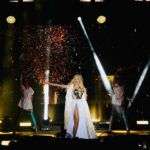 Olia Poliakova Instagram - Вінничани, дякую вам, дорогенькі, за теплий прийом! Дякую за дивовижний концерт у моєму рідному місті! Чекаю на зустріч з вами 26 жовтня у Київському Палаці Україна! Посилання на квитки в шапці профілю. Фото: @mareenchikk #ОляПолякова #ВсеБудеДобре Vinnytsia