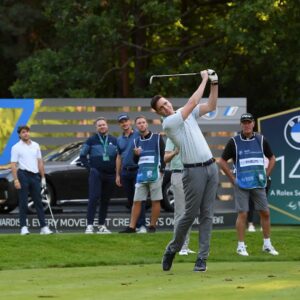 Oliver Phelps Instagram - Last week I lived out a dream. The @bmwpga pro am was the stuff I've dreamt about playing in since going as a spectator when I was a kid. Fantastic playing partners in @justinprose99 @niallhoran & @jamesphelps_pictures
It's quite easy to say it was one of the best days of my life!
The many many people who watched us were great company. 
I also had a good look at the all electric 7 series on 14.👀 @bmwuk #BMWPGA #BMW #BornElectric #ad