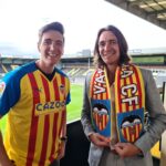 Oliver Phelps Instagram - So happy to be able to cheer on @valenciacf this evening in Nottingham. Wherever I see them there's always such a great welcome. It was good to watch attacking play. Thanks to Nottingham Forest & the staff at Meadow Lane for the hospitality. #amunt #vcf