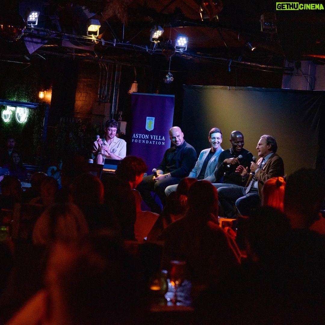 Oliver Phelps Instagram - Last Thursday night was so much fun helping raise some funds for @avfcfoundation @digbethdiningclubcic wth @iantaylor7 @bell.rupert and @ga11official The crowd were great fun and a lot of laughs had. Big shout out to @maxwhittle who kept the whole thing moving 😃 #avfc