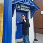 Oliver Phelps Instagram - Amazing time in Detriot last weekend. Here's some snaps but a combo video is on the way 😇 Detroit, Michigan