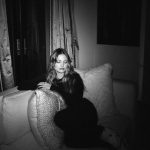 Olivia Holt Instagram - 💋🖤