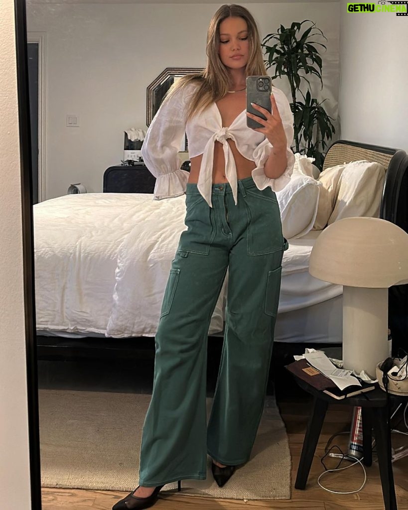 Olivia Holt Instagram - pov