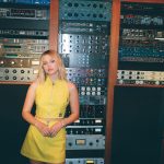 Olivia Holt Instagram - step inside my office