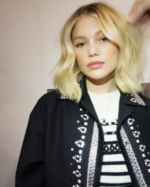 Olivia Holt Instagram - @maisonvalentino 4 breaky ☕️