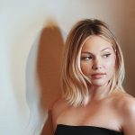 Olivia Holt Instagram - @cruelsummer premiere!! watch it on Tuesday on @freeform next day on @hulu 🖤