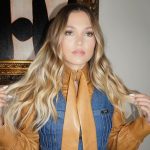 Olivia Holt Instagram – 👖@wrangler baby 👖