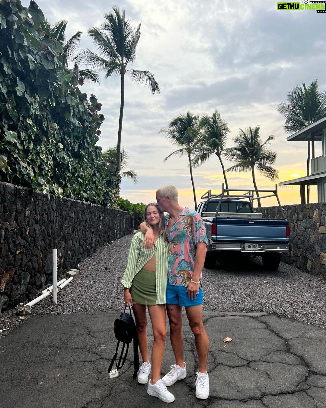 Olivia Holt Instagram - good fishing, good food, cold beer Kona, Hawaii