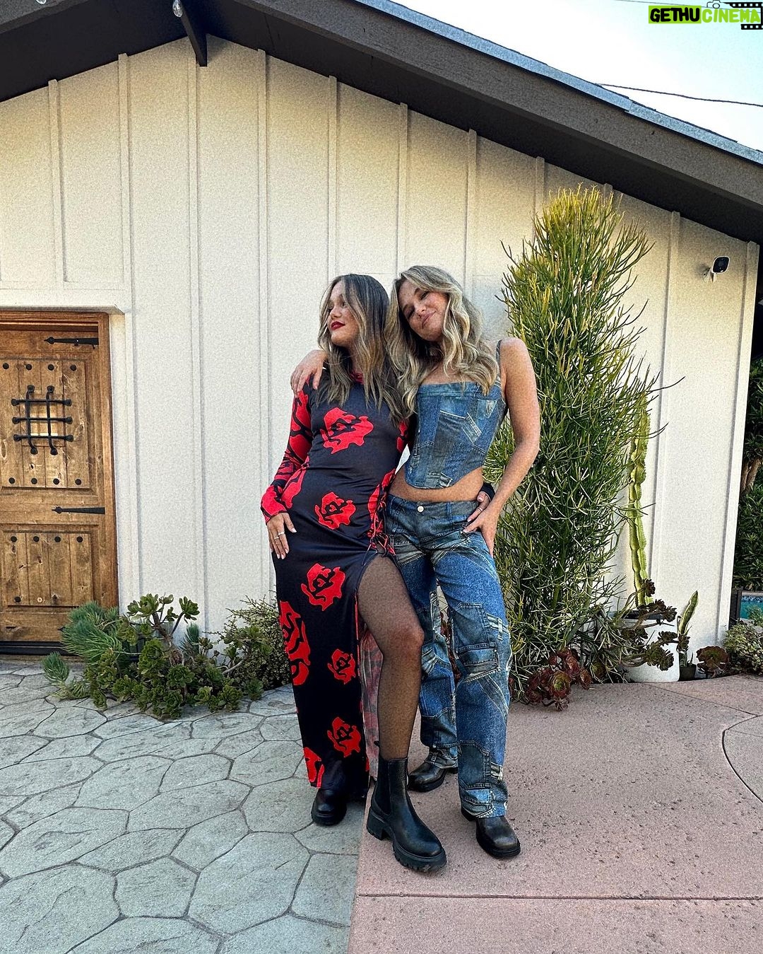 Olivia Holt Instagram - we have no fun at all ever it sucks