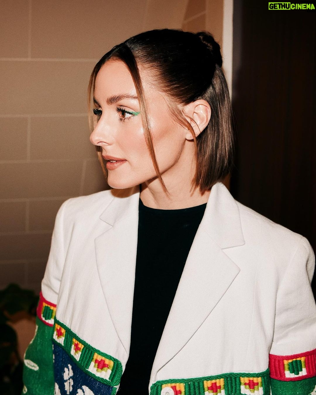 Olivia Palermo Instagram - 🪇 @dior | AW24/25 💇♀️: @stefanbertin 💄: @sam_tsan for @charlottetilbury 👢: @sergiorossi 📷: 1: @vincenzo_grillo 2-3: @thestoryalist 4: @the_fashion_counselor 5: @fifinewbery 6: @ahuypham 7: @dior 8-10: @essbeephoto Paris, France