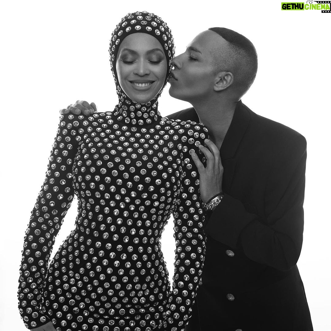 Olivier Rousteing Instagram - I wish you the most incredible BeyDAY 🫶🏽 So much love , such an incredible year of celebration and so many incredible moments spent together. Thank you for being an inspiration, my muse and reminding me and all of us sky is the limit . Love you Bey Have a wonderful birthday. I love YOU OR