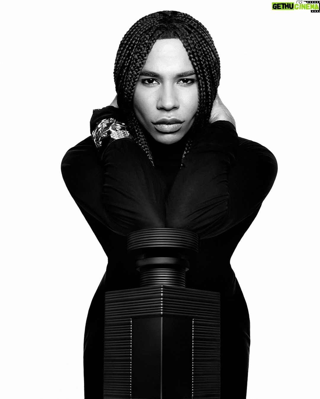 Olivier Rousteing Instagram - When I started Balmain , I was dreaming about the Balmain beauty since the beginning. The first reason was the incredible past and history of the beautiful and really modern fragrances Mr Pierre Balmain created at the time. the second reason,as you know me, is my love for Beauty in my everyday life. Since 2 years I work with the most incredible team @balmainbeauty to achieve the dreams. Not only our dreams but the dream of Mr Pierre Balmain to bring his beauty legacy to Life. What is the most exciting part in the Beauty world is to not answer to any trends but to make any product TIMELESS. It’s the hardest to achieve , years of work , but I feel so proud today to finally share the first project called confidentiel where we just let the Fragrance Talk. It’s the beginning of a new era for the House , and I feel proud to witness and being part of this new book we are all going to write together. I love you all and can’t wait for you to discover it 🖤 @balmainbeauty