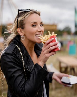 Olly Murs Instagram - Not everyday you marry the 3 things you love the most!! McNuggets, McFries and McMurs (in that order) 🤪🤣👌🏻
.
Thanks @mcdonaldsuk for the McNugget truck for our wedding weekend! Was Insane!
