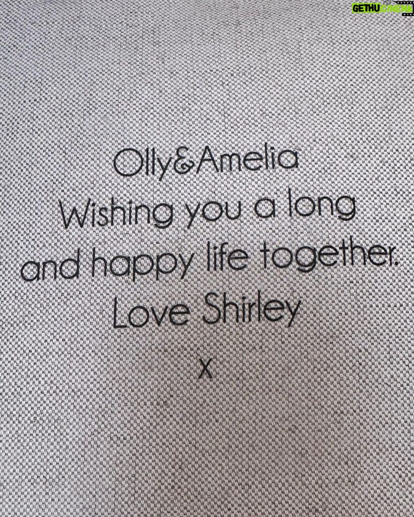 Olly Murs Instagram - I’ve finally met SHIRLEY… if you scroll through your see in 2021 I came across her on A&E emergency! she is the cheekiest 87year old ever and well you better watch out Amelia haha the wedding could be off! 😝 she really is one in a million and after all these years we finally made it happen x love ya Shirley x ❤️ Bournemouth International Centre