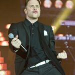 Olly Murs Instagram - From 2012, 2013, 2015, 2017 to 2019! I’m back home tonight at The O2! So grateful for tonight more than ever! I have the best fans!! Just about to head on… let’s do this 💪🏻👌🏻❤️🤙🏻