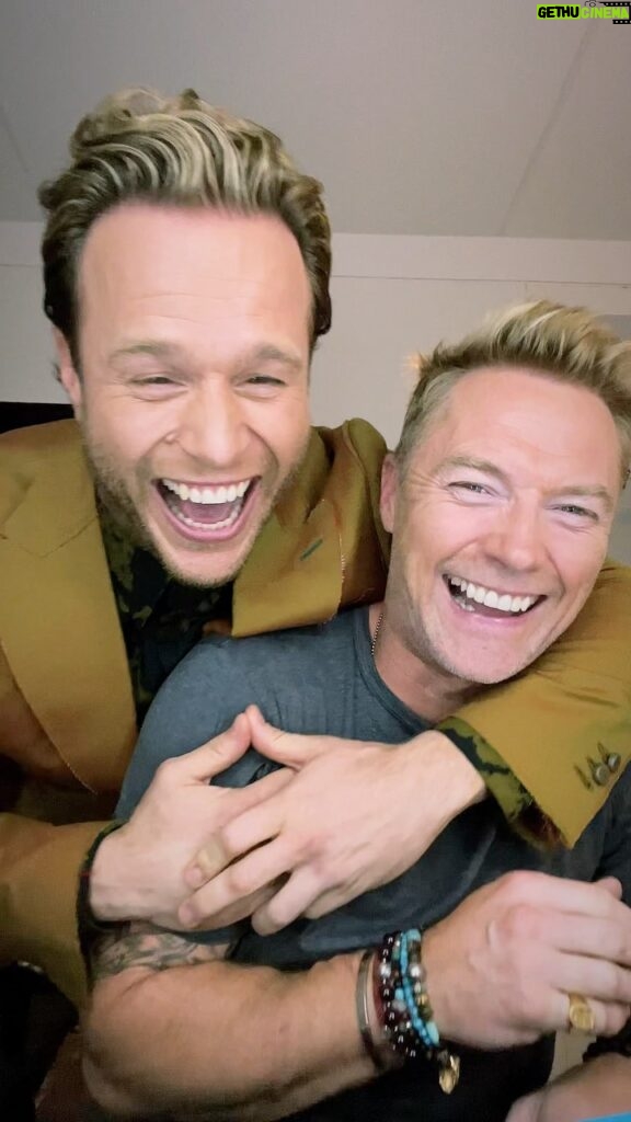 Olly Murs Instagram - Life’s a rollercoaster… literally 🤣 Ronan had no clue 💀😭 cracked me up!!