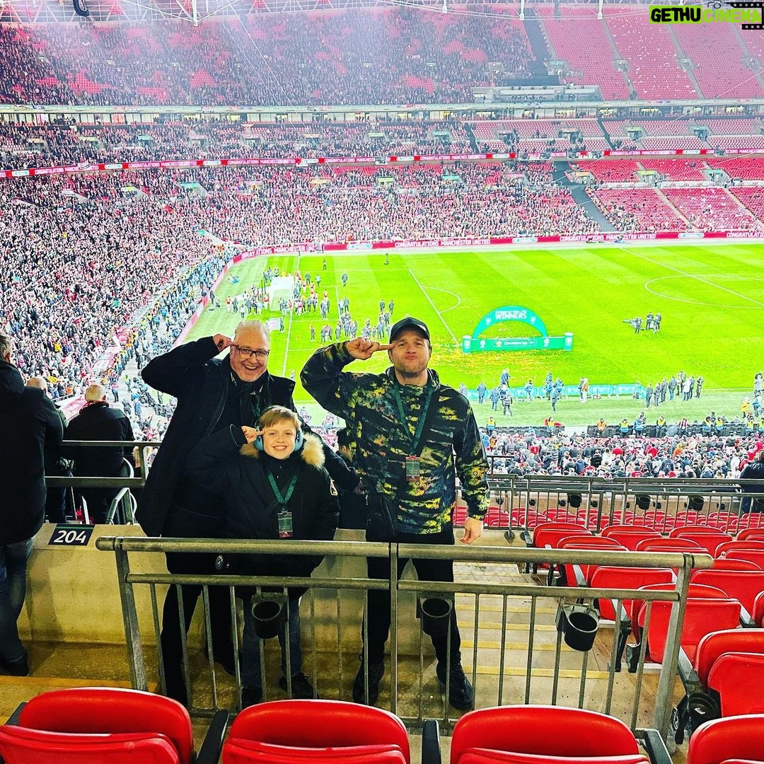 Olly Murs Instagram - Wonβt forget this in a while.. took my nephew to his first Wembley Final and United won π₯ππ» special day! . . . Thanks @wembleystadium @clubwembley ya legends ππ»ππ»