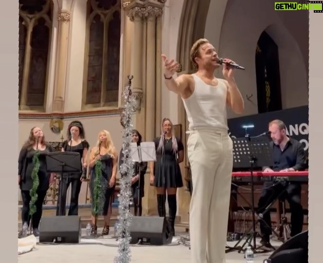 Olly Murs Instagram - 2 special nights at this gorgeous church for my album launch! Thanks to all my amazing fans that came! Only the start this week… see you in Birmingham later 👋🏻😝❤️