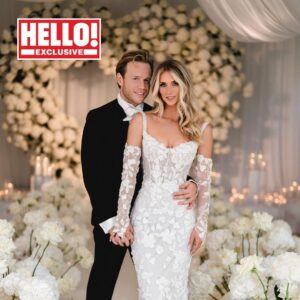 Olly Murs Instagram - Mr and Mrs Murs 15.07.23 💍 we did it!! See more of our special weekend by clicking the link in bio 🖤🤍