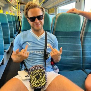Olly Murs Instagram - Oh f#%k!! The Essex Jack Grealish is on his stag!! Wish me luck 🤣 been nice knowing you all 😅