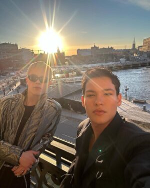 Omar Rudberg Instagram - ily💜thank u miss u