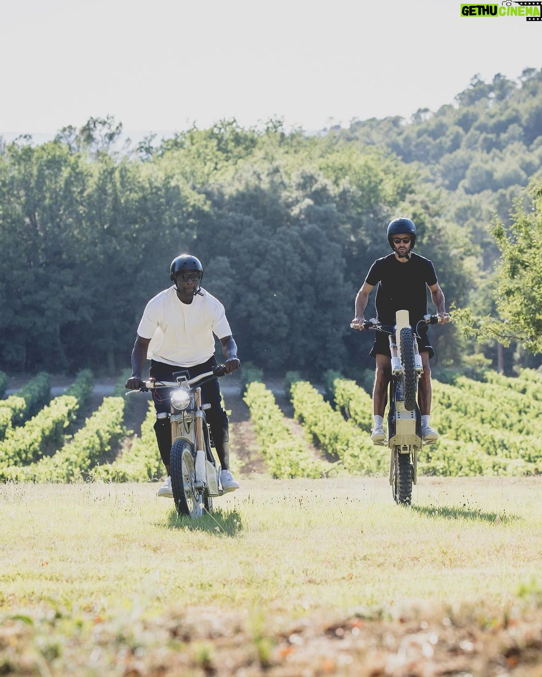 Omar Sy Instagram - Summer biking memories with my bro @jr captured by @justinweiler ✌🏿